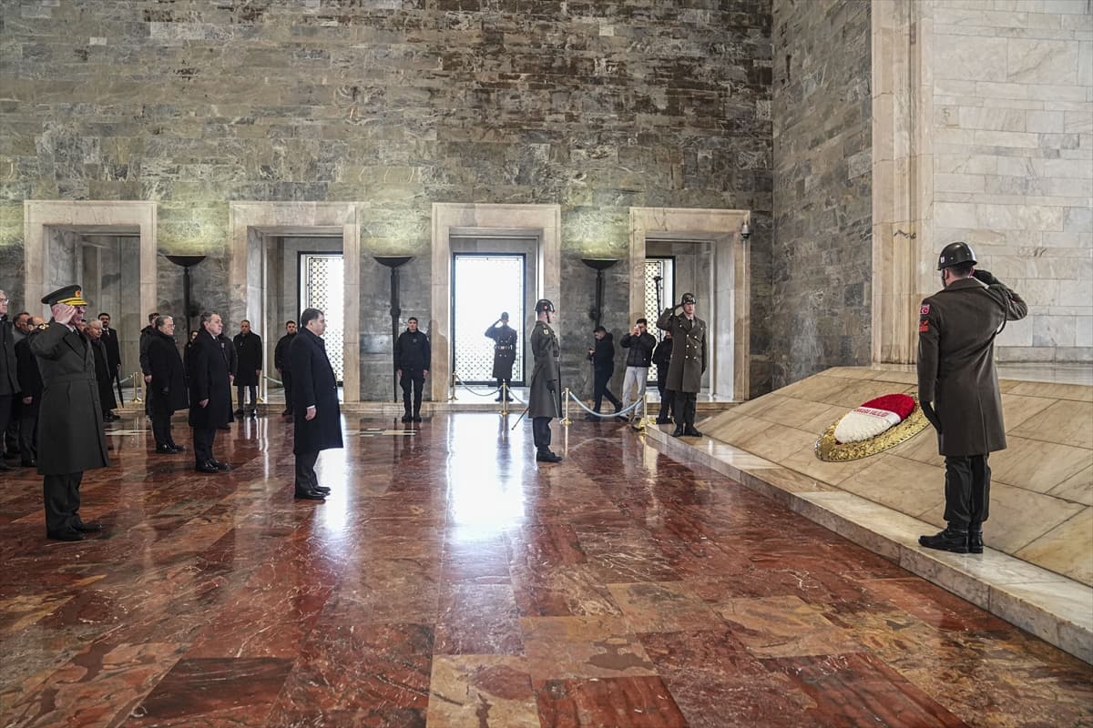 Atatürk’ün Ankara’ya gelişinin 106. yılı Anıtkabir’de anıldı