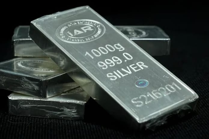 Türkiye’nin gümüş talebi rekor kırdı: İthalatta 27 yılın zirvesi!