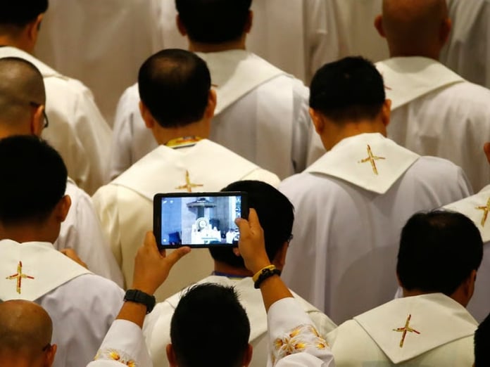 İspanya'da Katolik Kilisesi'ne ağır fatura: İstismar kurbanlarına tazminat ödenecek