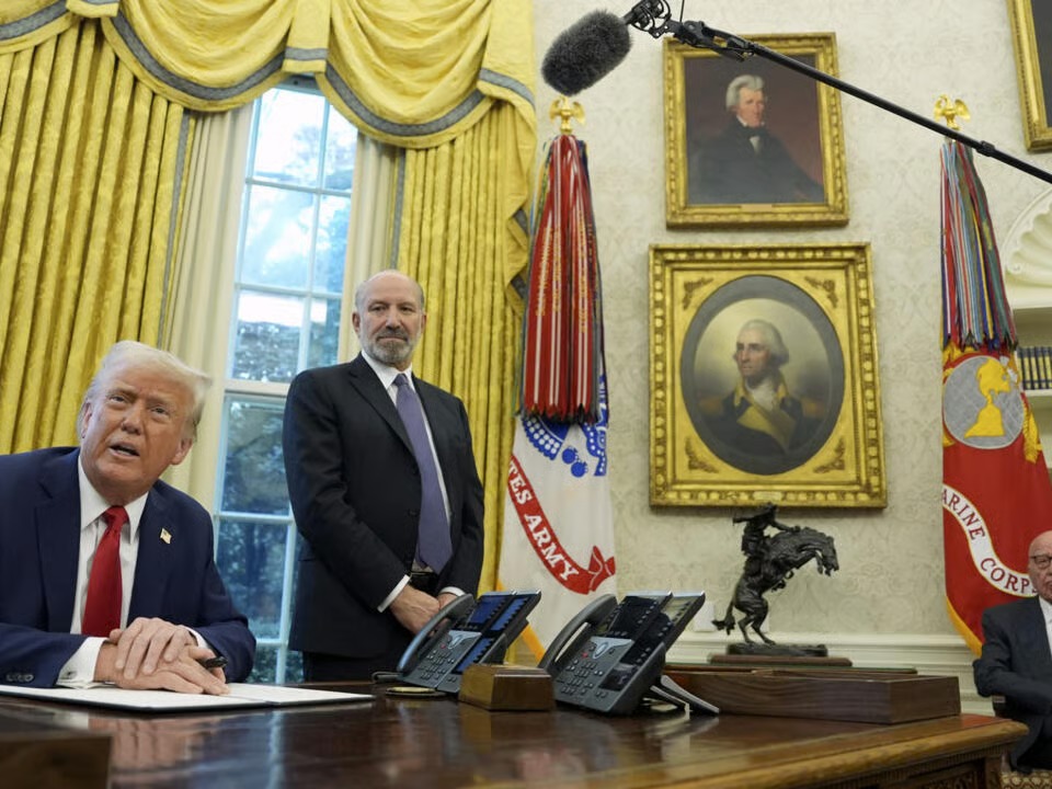 Trump Sues Wall Street Journal Over Epstein Letter 