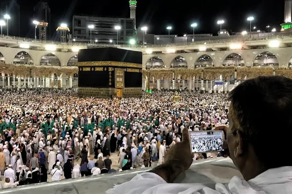 Suudi Arabistan çok girişli umre vizesinin şartlarını açıkladı