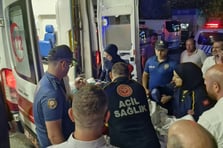 Makam odasında dehşete düşüren olay: Zabıta memuru intihar etti, başkan yaralandı