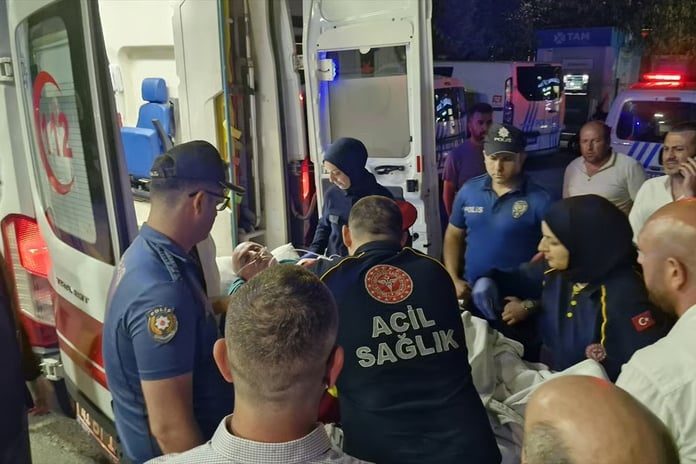 Makam odasında dehşete düşüren olay: Zabıta memuru intihar etti, başkan yaralandı