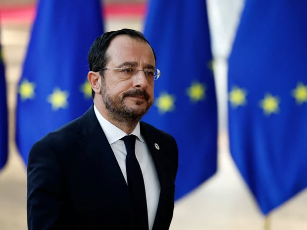 Rum yazardan Hristodulidis’e çağrı: “Tek Kıbrıs için Türkiye tavizi verilmeli”