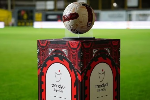Süper Lig'de 37.hafta fikstürü açıklandı