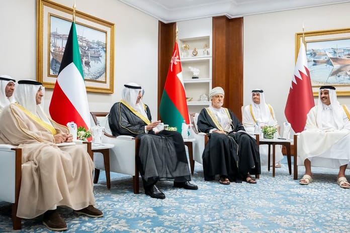 Körfez ülkeleri Katar’daki acil zirvede Trump’tan İsrail’i dizginlemesini istedi