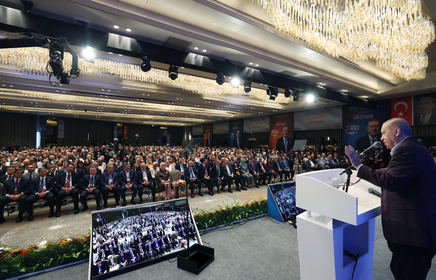 "Başörtüsü bu toprakların normalidir"