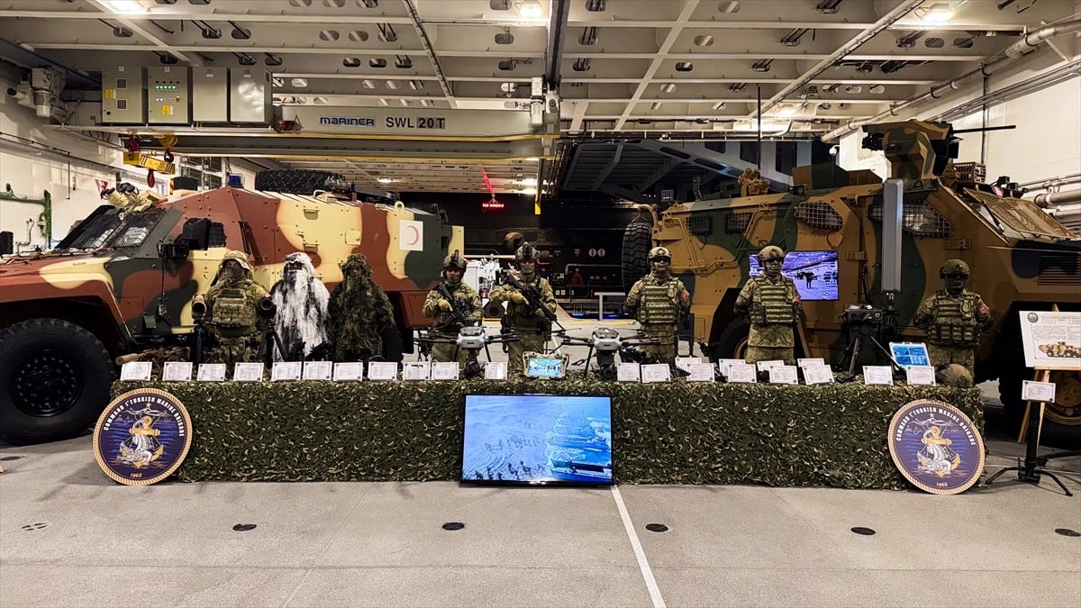 TCG Anadolu’da Türk savunma sanayisi fuarı