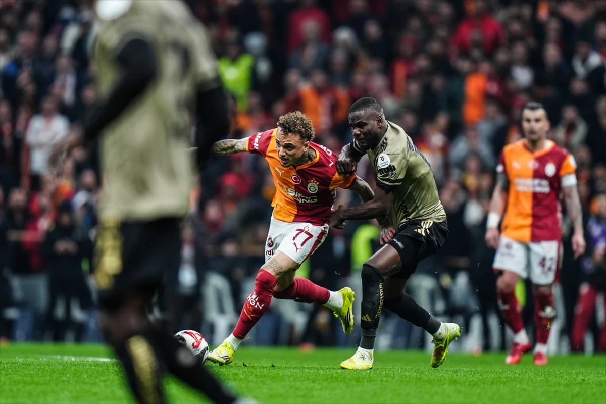 Galatasaray evinde Kocaelispor engeline takıldı: Zirvede hesaplar karıştı