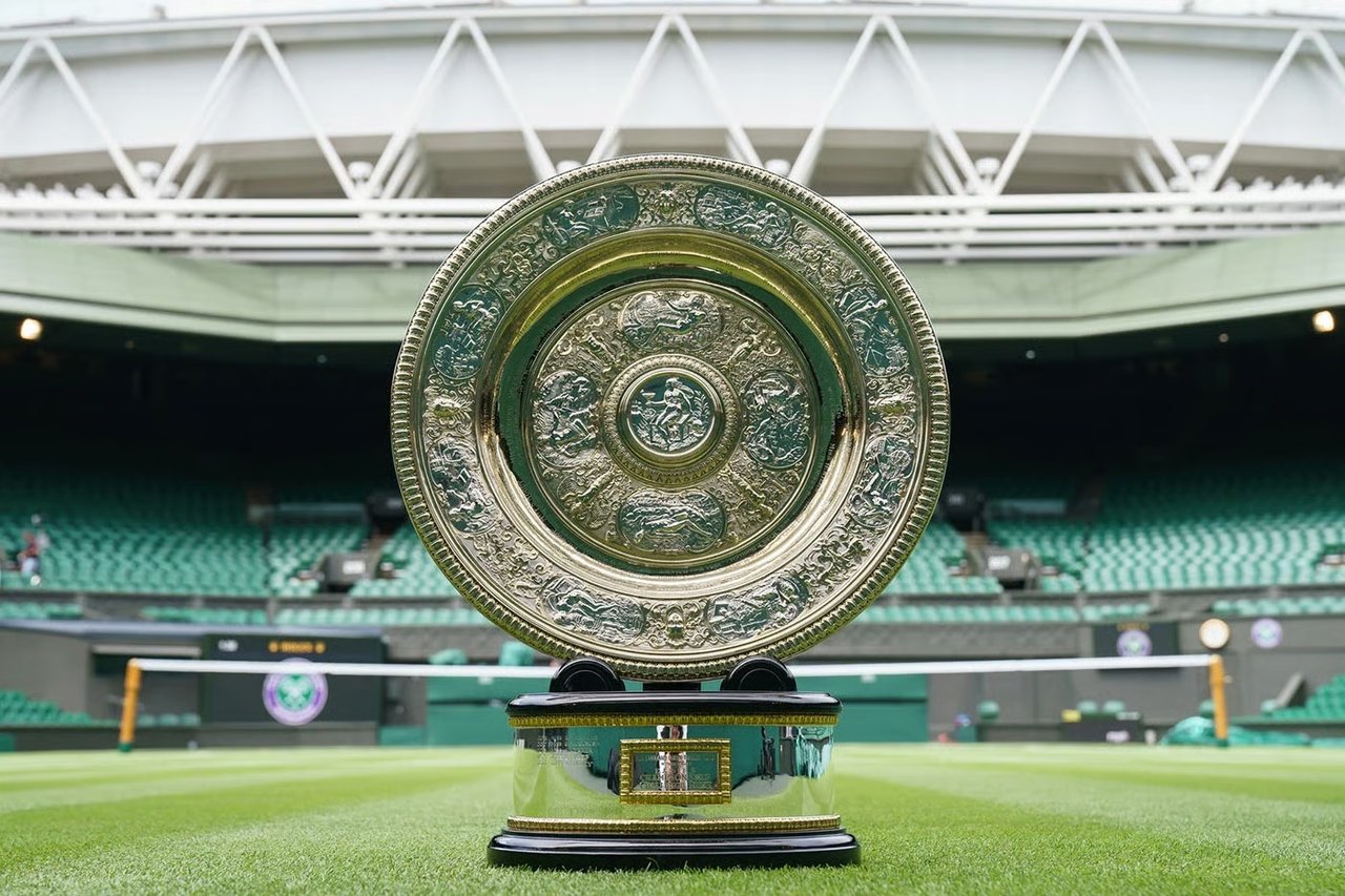 Wimbledon tek kadınlarda finalin adı: Muchova-Noskova