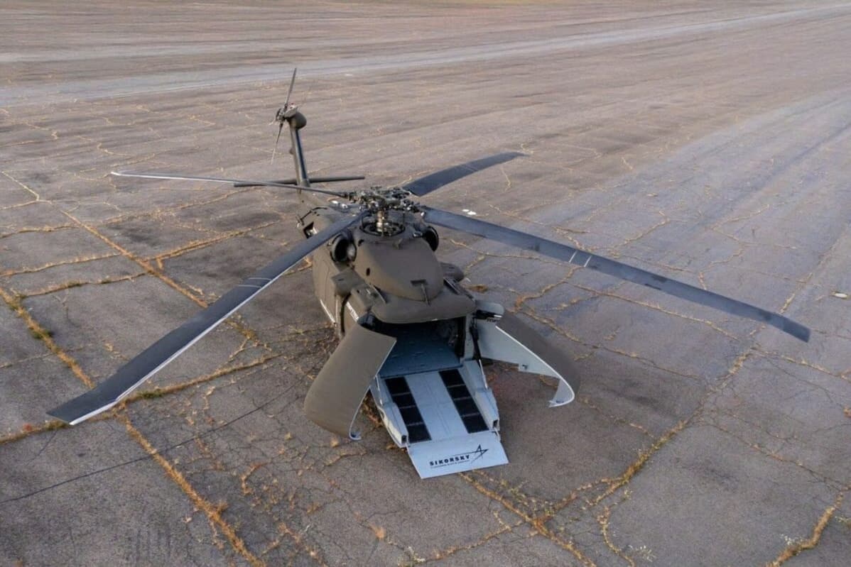 Sikorsky, Black Hawk helikopterini otonom U-Hawk taşıma aracına dönüştürdü
