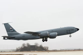 US KC-135 Refueling Aircraft Crashes in Iraq