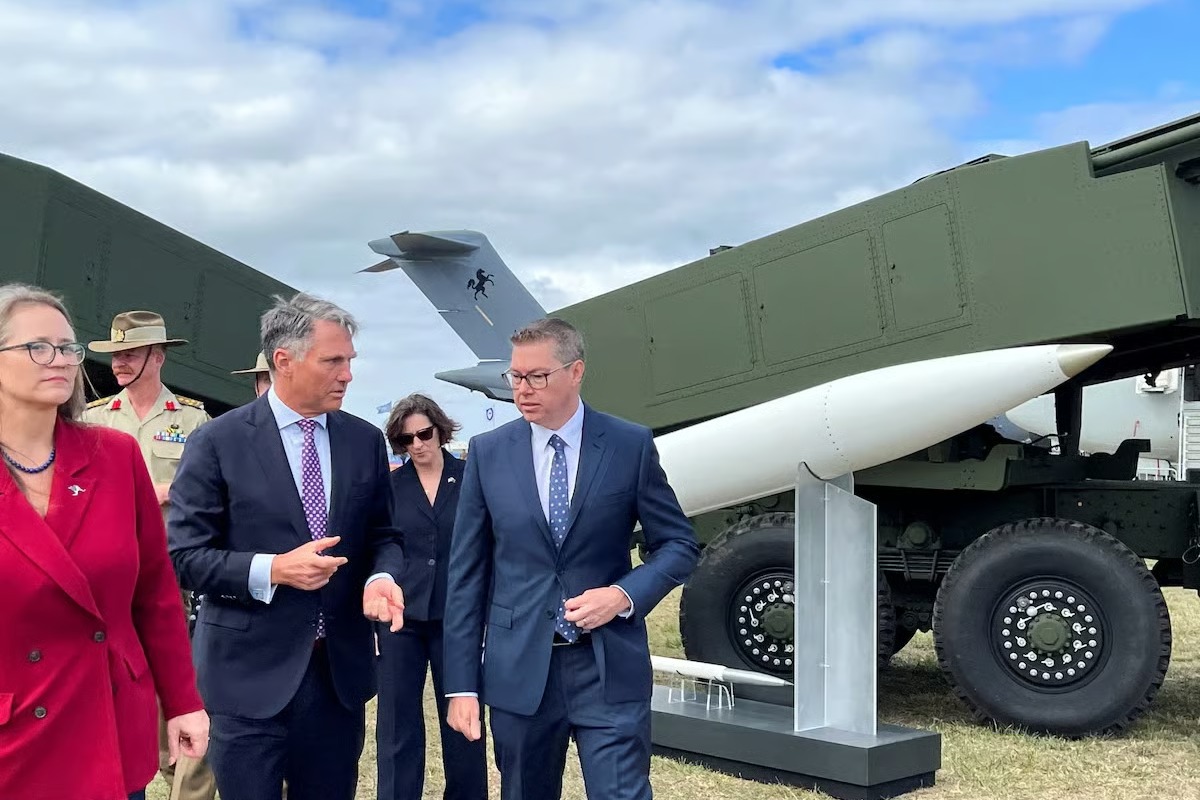 Australia Buys US Missiles in $1.3B Defence Deal        Chat