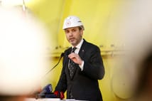 Bakan Bayraktar: Bu sene hedefimiz, ilk elektriği üretmek