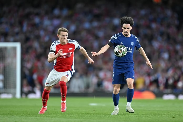 Devler Ligi yarı final ilk maçında PSG, Arsenal deplasmanında tek golle güldü