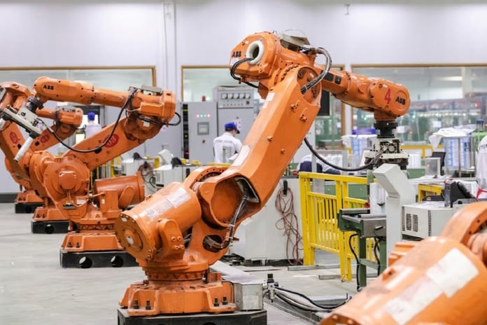 Çin fabrikalarda robot kullanımında liderliği ele geçirdi