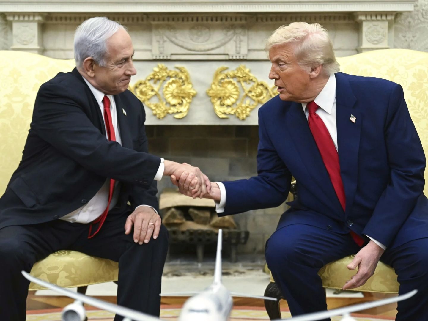 Trump Netanyahu’ya açılan davayı cadı avı olarak nitelendirdi