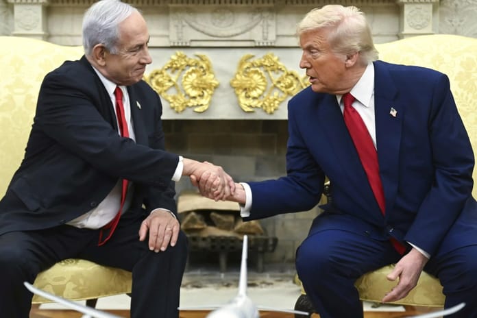 Trump Netanyahu’ya açılan davayı cadı avı olarak nitelendirdi