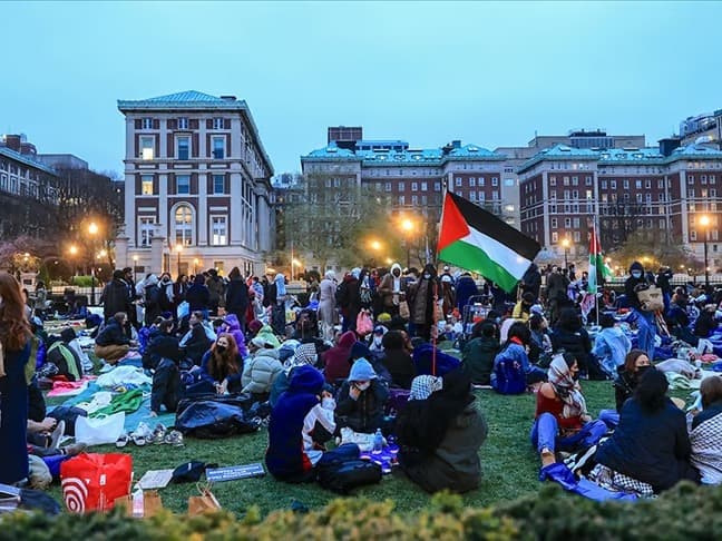 Columbia Üniversitesi'nden skandal Filistin kararı