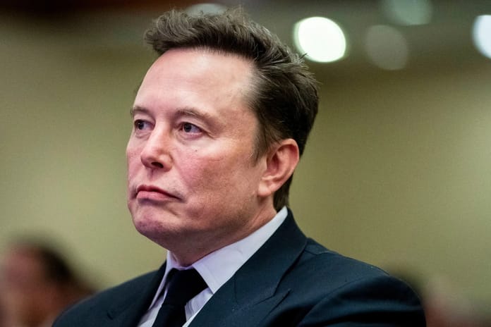 Tesla'dan Samsung'a 16.5 milyar dolarlık çip siparişi