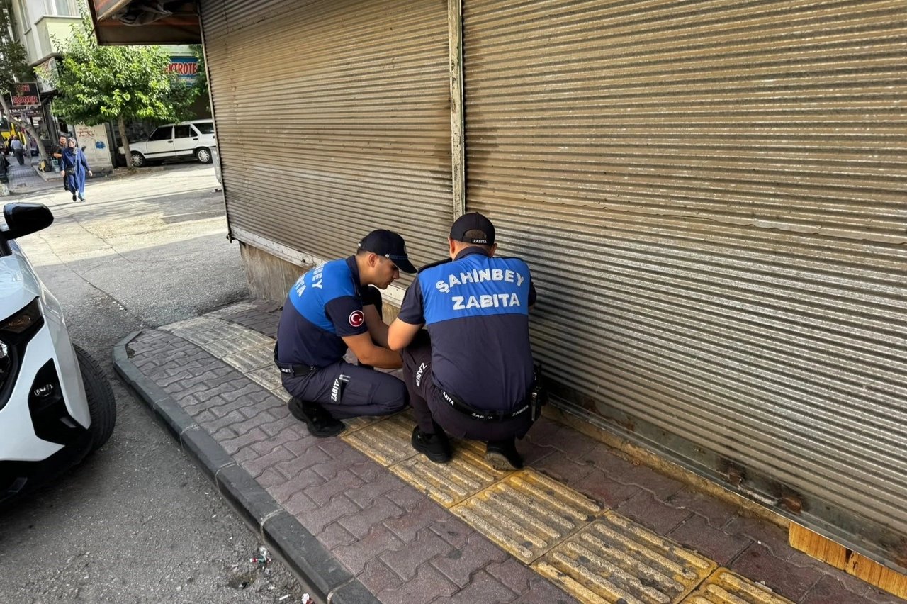 Şahinbey Belediyesi zabıta ekiplerinden marketlere denetim