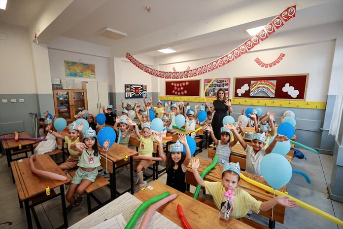 Okullarda uyum eğitimi başladı