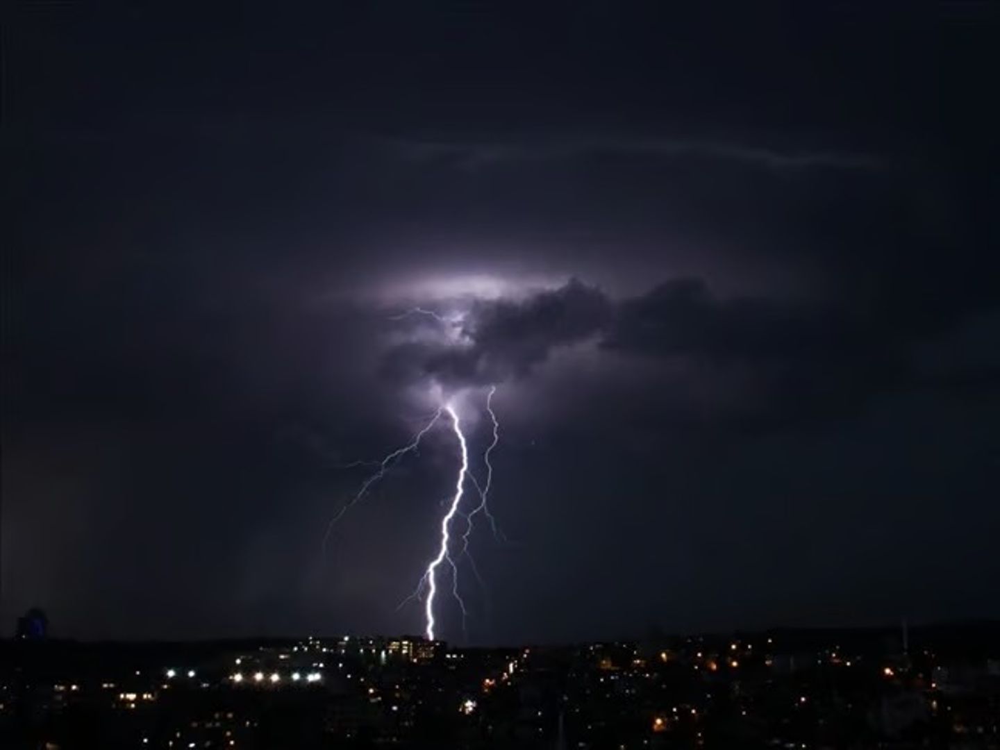 İçişleri Bakanlığı'ndan gece yarısı alarmı! Fırtına ve sağanak kapıda