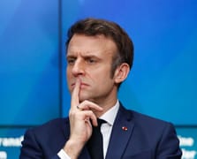 Macron 48 saat içinde yeni başbakan atayacak