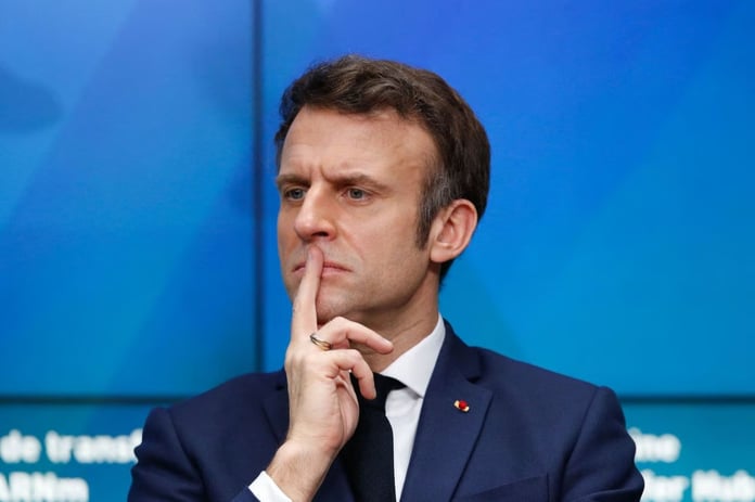 Macron 48 saat içinde yeni başbakan atayacak