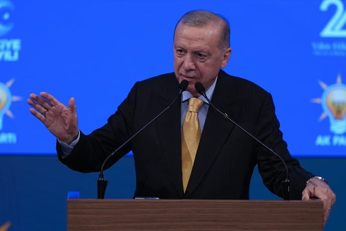 Cumhurbaşkanı Erdoğan'dan AK Parti'nin 24. yılında Terörsüz Türkiye mesajı