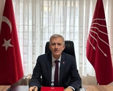 Rüşvet iddialarıyla tedbirli olarak görevden alınan CHP Altıeylül eski İlçe Başkanı Hakan Keskin'den ihraç kararına sert tepki