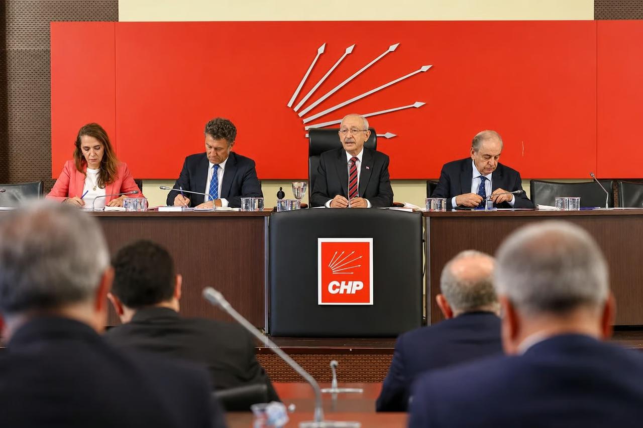 Kılıçdaroğlu genel merkezde Özgür Meclis'te toplantı yapacak
