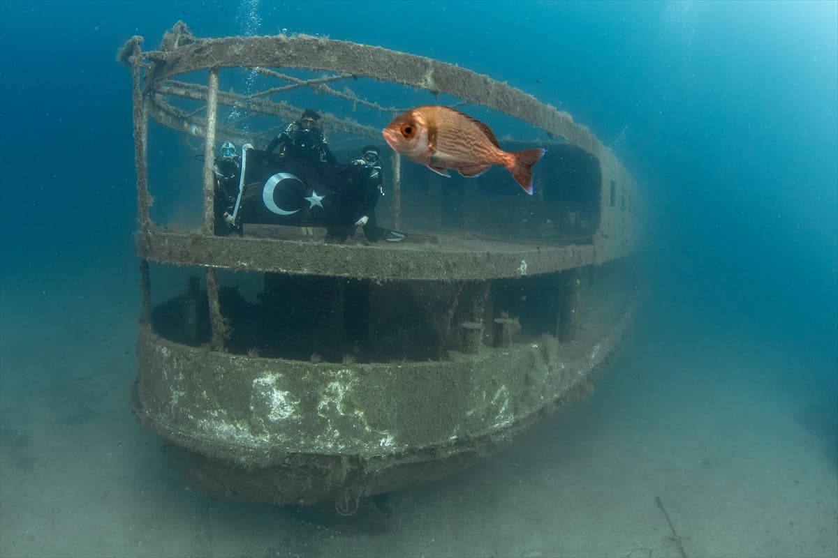 Denizin altındaki dünya Karaburun'da keşfediliyor