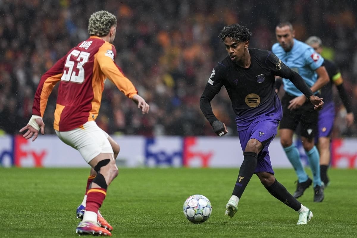 Galatasaray, evinde Barça'ya mağlup