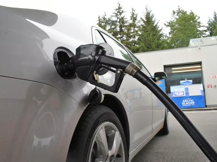 Akaryakıt fiyatları 20 Nisan | Benzin-motorin(mazot) fiyatları ne kadar-litresi kaç TL?