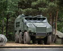 Polonya Heron 6×6 zırhlı aracının seri üretimine başladı