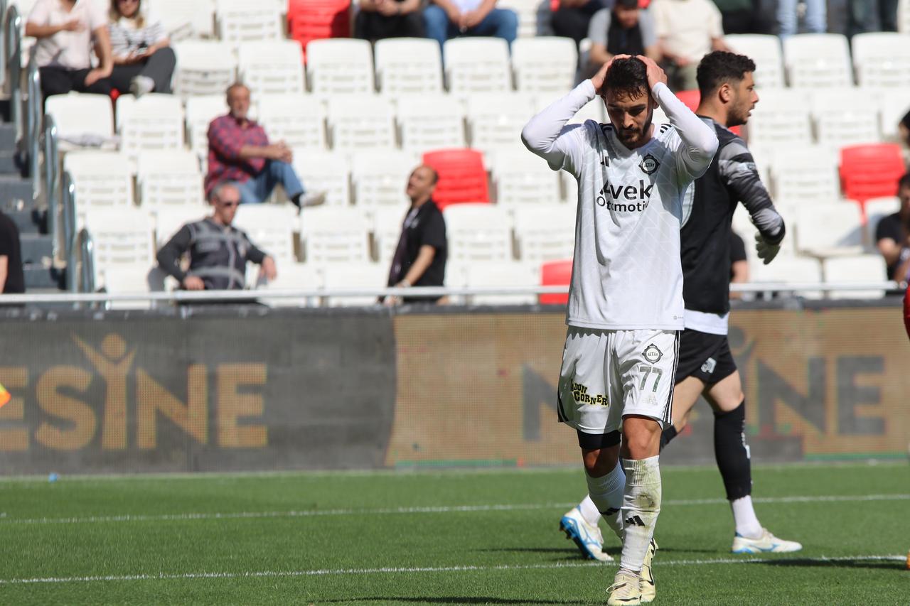 İzmir'in çınarı ikinci kez 3. Lig'de