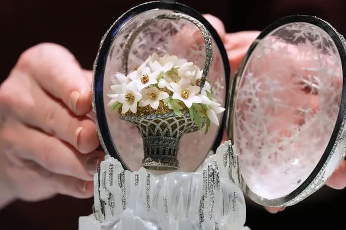 Fabergé yumurtası müzayedede 30.2 milyon dolara satıldı
