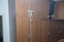 İki çocuğunu geride bıraktı: Dolapta asılı halde bulundu