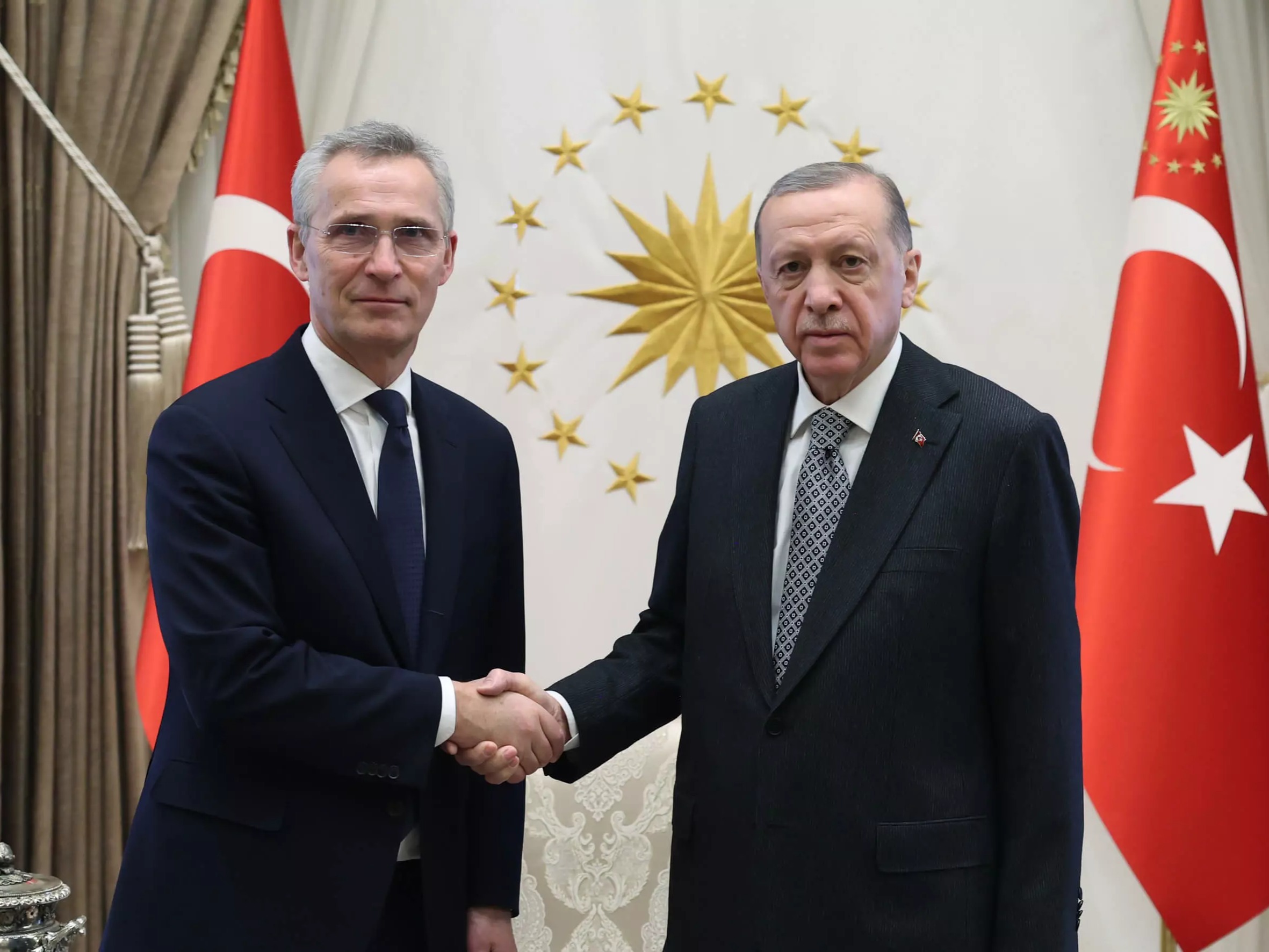 Stoltenberg Reveals Türkiye Insights in NATO Memoirs