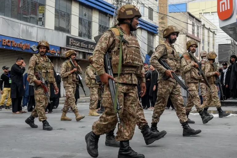 Pakistan Army Kills 30 Armed Infiltrators from Afghanistan