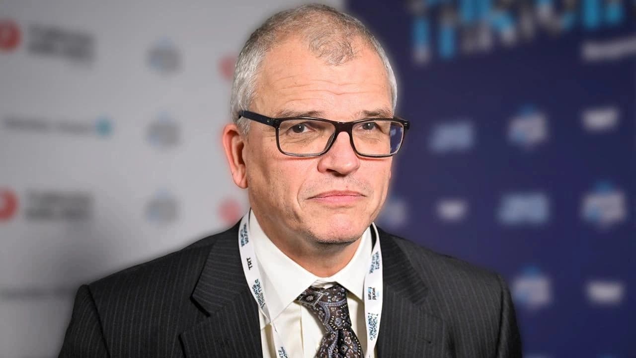 İngiliz ekonomist Timothy Ash hakkında soruşturma başlatıldı