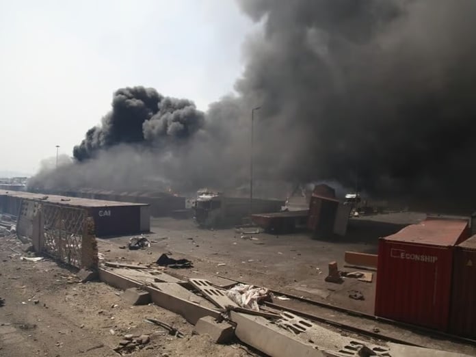 İran'ın Bandar Abbas Limanı'nda yeniden patlamalar meydana geldi