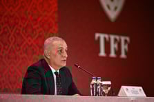 TFF Başkanı Hacıosmanoğlu'ndan net açıklama: "Futbolda deprem var, temizlik herkesi kapsayacak!"