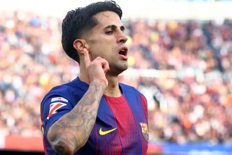 Joao Cancelo yuvaya döndü