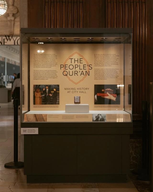 New York Belediye Başkanı Zohran Mamdani'nin yemin töreninde kullanılan mushaf sergileniyor - Sosyal medya