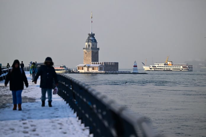 İstanbul hava durumu 12-18 Ocak | AKOM ile bu hafta İstanbul hava durumu nasıl olacak, kar yağışı devam edecek mi?