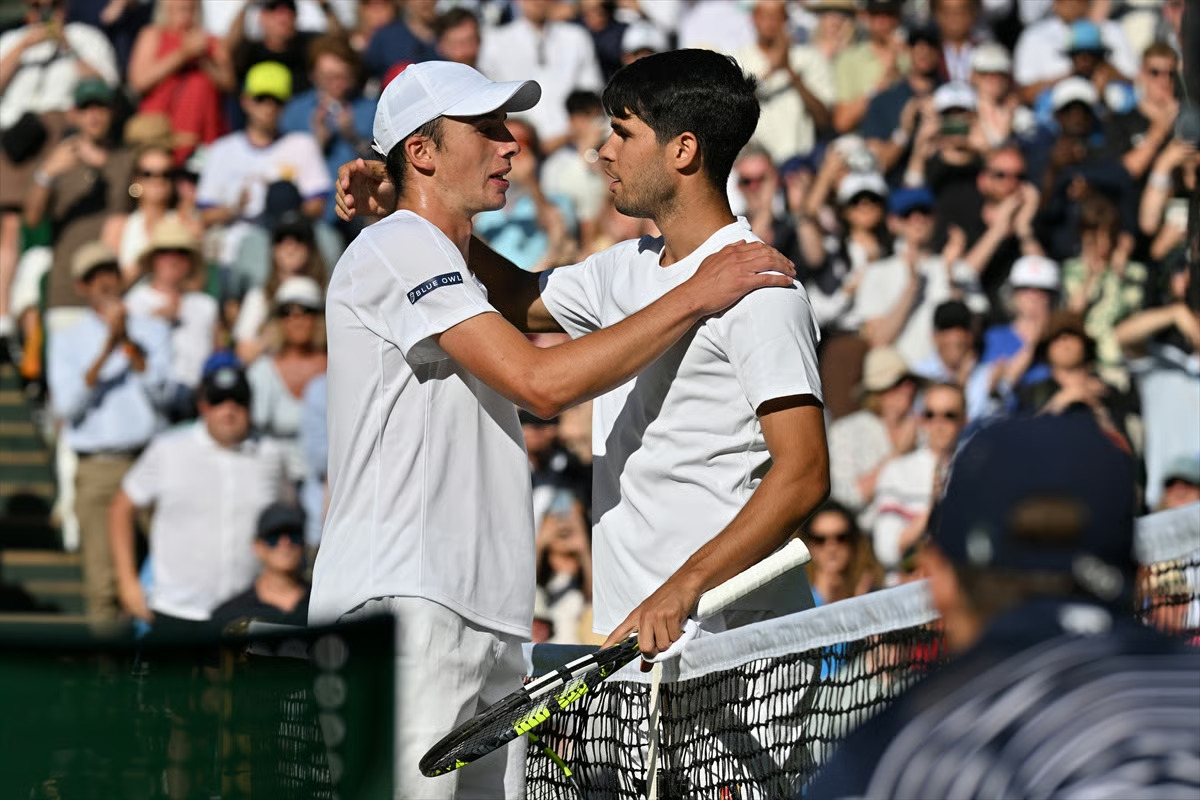 Wimbledon'da üçüncü tur: Alcaraz turladı, Paolini veda etti