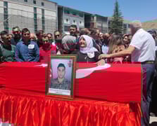 Şehit Celalettin Uyanık memleketi Bitlis'te son yolculuğuna uğurlandı