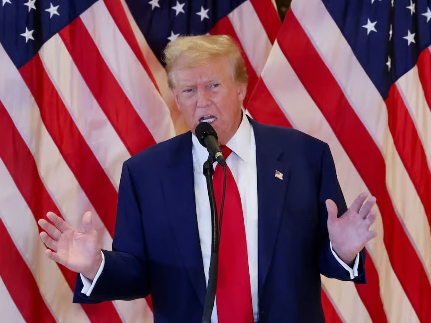 Trump'tan Venezuela'ya Petrol Tehdidi: Bizim Olanı Almaya Geliyoruz